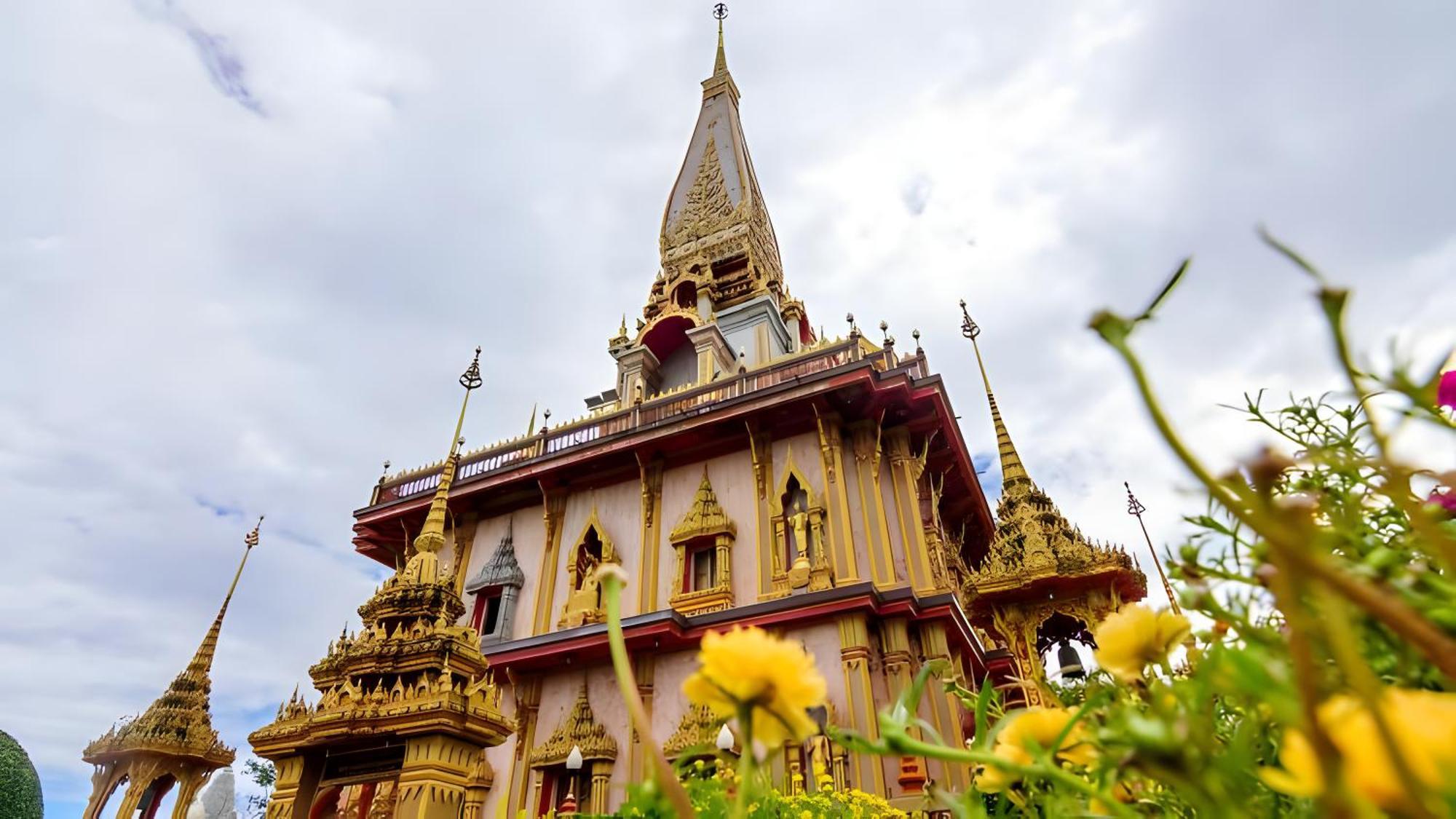 Go Inn Patong Beach Экстерьер фото